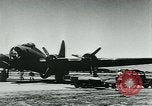 Standbild GB-4 Rakete angebracht mit dem Flugzeug United States USA, 1945, aus Sekunde 22 historischem Filmmaterial Videoclip 65675036009