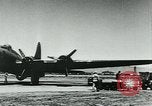 Standbild GB-4 Rakete angebracht mit dem Flugzeug United States USA, 1945, aus Sekunde 24 historischem Filmmaterial Videoclip 65675036009
