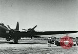 Standbild GB-4 Rakete angebracht mit dem Flugzeug United States USA, 1945, aus Sekunde 25 historischem Filmmaterial Videoclip 65675036009