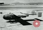 Standbild GB-4 Radio Controlled glide Bombe United States USA, 1945, aus Sekunde 14 historischem Filmmaterial Videoclip 65675036010