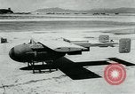 Standbild GB-4 Radio Controlled glide Bombe United States USA, 1945, aus Sekunde 17 historischem Filmmaterial Videoclip 65675036010