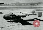 Standbild GB-4 Radio Controlled glide Bombe United States USA, 1945, aus Sekunde 21 historischem Filmmaterial Videoclip 65675036010
