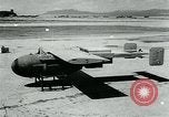 Standbild GB-4 Radio Controlled glide Bombe United States USA, 1945, aus Sekunde 29 historischem Filmmaterial Videoclip 65675036010