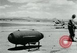 Standbild GB-4 Radio Controlled glide Bombe United States USA, 1945, aus Sekunde 54 historischem Filmmaterial Videoclip 65675036010