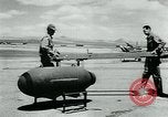 Standbild GB-4 Radio Controlled glide Bombe United States USA, 1945, aus Sekunde 57 historischem Filmmaterial Videoclip 65675036010