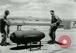 Standbild GB-4 Radio Controlled glide Bombe United States USA, 1945, aus Sekunde 58 historischem Filmmaterial Videoclip 65675036010