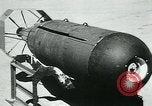 Standbild Azon Bombe United States USA, 1945, aus Sekunde 28 historischem Filmmaterial Videoclip 65675036012
