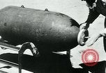 Standbild Azon Bombe United States USA, 1945, aus Sekunde 43 historischem Filmmaterial Videoclip 65675036012