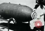 Standbild Azon Bombe United States USA, 1945, aus Sekunde 47 historischem Filmmaterial Videoclip 65675036012