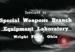 Standbild guided bomb GB-1 United States USA, 1940, aus Sekunde 20 historischem Filmmaterial Videoclip 65675036013