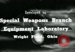 Standbild guided bomb GB-1 United States USA, 1940, aus Sekunde 22 historischem Filmmaterial Videoclip 65675036013