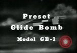 Standbild guided bomb GB-1 United States USA, 1940, aus Sekunde 30 historischem Filmmaterial Videoclip 65675036013