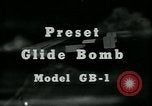 Standbild guided bomb GB-1 United States USA, 1940, aus Sekunde 31 historischem Filmmaterial Videoclip 65675036013