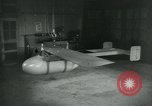 Standbild guided bomb GB-1 United States USA, 1940, aus Sekunde 33 historischem Filmmaterial Videoclip 65675036013