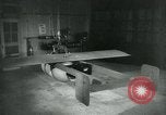 Standbild guided bomb GB-1 United States USA, 1940, aus Sekunde 45 historischem Filmmaterial Videoclip 65675036013