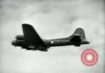 Standbild guided bomb GB-1 United States USA, 1940, aus Sekunde 55 historischem Filmmaterial Videoclip 65675036013