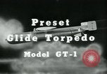 Standbild Mehrere Demonstrationen der Aeronca GT-1 glide Torpedo United States USA, 1943, aus Sekunde 21 historischem Filmmaterial Videoclip 65675036014