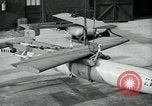 Standbild Mehrere Demonstrationen der Aeronca GT-1 glide Torpedo United States USA, 1943, aus Sekunde 35 historischem Filmmaterial Videoclip 65675036014
