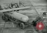 Standbild Mehrere Demonstrationen der Aeronca GT-1 glide Torpedo United States USA, 1943, aus Sekunde 38 historischem Filmmaterial Videoclip 65675036014