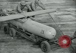 Standbild Mehrere Demonstrationen der Aeronca GT-1 glide Torpedo United States USA, 1943, aus Sekunde 39 historischem Filmmaterial Videoclip 65675036014