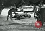 Standbild Mehrere Demonstrationen der Aeronca GT-1 glide Torpedo United States USA, 1943, aus Sekunde 44 historischem Filmmaterial Videoclip 65675036014