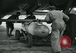 Standbild Mehrere Demonstrationen der Aeronca GT-1 glide Torpedo United States USA, 1943, aus Sekunde 59 historischem Filmmaterial Videoclip 65675036014