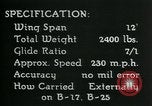 Standbild Ziel suchen steuerbare Glide Bombe United States USA, 1944, aus Sekunde 26 historischem Filmmaterial Videoclip 65675036030