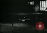 Standbild Ziel suchen steuerbare Glide Bombe United States USA, 1944, aus Sekunde 48 historischem Filmmaterial Videoclip 65675036030