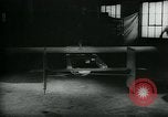 Standbild Ziel suchen steuerbare Glide Bombe United States USA, 1944, aus Sekunde 49 historischem Filmmaterial Videoclip 65675036030
