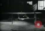 Standbild Ziel suchen steuerbare Glide Bombe United States USA, 1944, aus Sekunde 55 historischem Filmmaterial Videoclip 65675036030