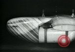 Standbild Ziel suchen steuerbare Glide Bombe United States USA, 1944, aus Sekunde 58 historischem Filmmaterial Videoclip 65675036030
