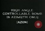 Standbild hohen Winkel steuerbare Bomben im Azimut nur United States USA, 1944, aus Sekunde 3 historischem Filmmaterial Videoclip 65675036032