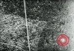 Standbild hohen Winkel steuerbare Bomben im Azimut nur United States USA, 1944, aus Sekunde 61 historischem Filmmaterial Videoclip 65675036032