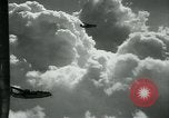 Standbild B-24 Bomber China-Burma-Indien Theater, 1945, aus Sekunde 38 historischem Filmmaterial Videoclip 65675036042