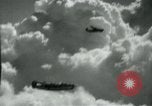 Standbild B-24 Bomber China-Burma-Indien Theater, 1945, aus Sekunde 40 historischem Filmmaterial Videoclip 65675036042