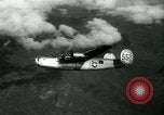 Standbild B-24 Bomber China-Burma-Indien Theater, 1945, aus Sekunde 55 historischem Filmmaterial Videoclip 65675036042