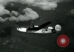 Standbild B-24 Bomber China-Burma-Indien Theater, 1945, aus Sekunde 58 historischem Filmmaterial Videoclip 65675036042