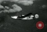 Standbild B-24 Bomber China-Burma-Indien Theater, 1945, aus Sekunde 59 historischem Filmmaterial Videoclip 65675036042