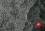 Standbild Bombe hits Ziel China-Burma-Indien Theater, 1945, aus Sekunde 9 historischem Filmmaterial Videoclip 65675036043