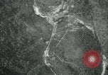 Standbild angreifenden Railroad China-Burma-Indien Theater, 1945, aus Sekunde 36 historischem Filmmaterial Videoclip 65675036045