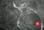 Standbild angreifenden Railroad China-Burma-Indien Theater, 1945, aus Sekunde 37 historischem Filmmaterial Videoclip 65675036045
