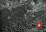 Standbild 7 Bomber Group Squadron und 4934 Bomber Gruppe Moulmein Birma, 1945, aus Sekunde 4 historischem Filmmaterial Videoclip 65675036049