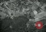 Standbild 7 Bomber Group Squadron und 4934 Bomber Gruppe Moulmein Birma, 1945, aus Sekunde 8 historischem Filmmaterial Videoclip 65675036049