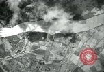 Standbild 7 Bomber Group Squadron und 4934 Bomber Gruppe Moulmein Birma, 1945, aus Sekunde 21 historischem Filmmaterial Videoclip 65675036049