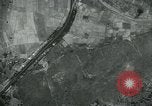 Standbild 7 Bomber Group Squadron und 4934 Bomber Gruppe Moulmein Birma, 1945, aus Sekunde 22 historischem Filmmaterial Videoclip 65675036049