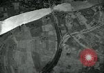 Standbild 7 Bomber Group Squadron und 4934 Bomber Gruppe Moulmein Birma, 1945, aus Sekunde 27 historischem Filmmaterial Videoclip 65675036049