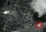 Standbild 7 Bomber Group Squadron und 4934 Bomber Gruppe Moulmein Birma, 1945, aus Sekunde 42 historischem Filmmaterial Videoclip 65675036049