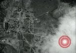 Standbild 7 Bomber Group Squadron und 4934 Bomber Gruppe Moulmein Birma, 1945, aus Sekunde 50 historischem Filmmaterial Videoclip 65675036049
