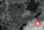 Standbild 7 Bomber Group Squadron und 4934 Bomber Gruppe Moulmein Birma, 1945, aus Sekunde 56 historischem Filmmaterial Videoclip 65675036049