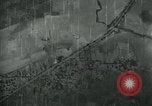 Standbild Betriebe Eisenbahn-tracks Straßen und Brücken Fluss Moulmein Birma, 1945, aus Sekunde 6 historischem Filmmaterial Videoclip 65675036050